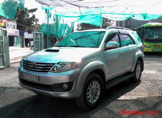 Cho Thuê xe 16 cho tai Q 7