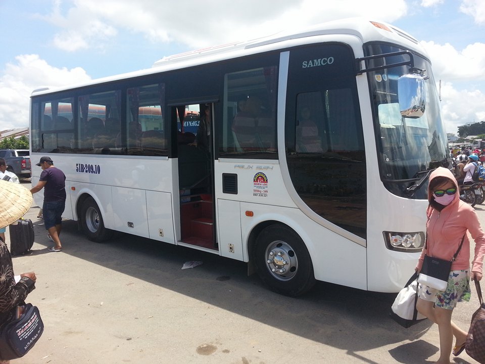 CHO THUÊ XE 35 CHỖ GIÁ RẢ TẠI GÒ VẤP