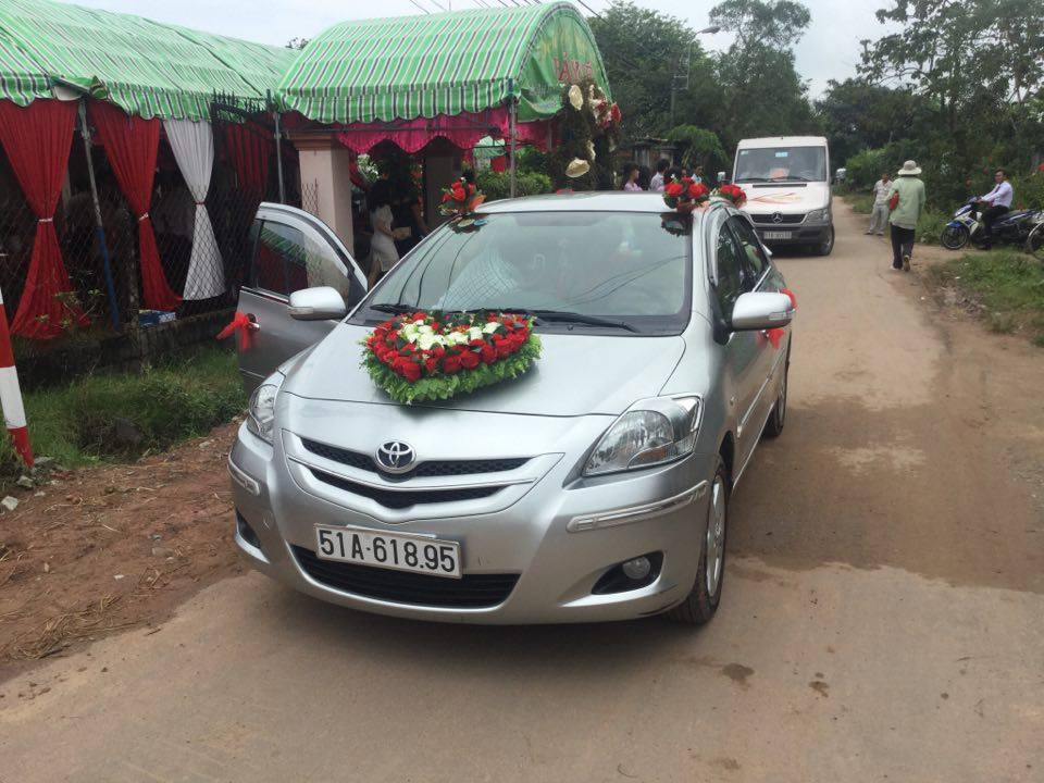 Cho thuê xe 4 chỗ tại Sài Gòn