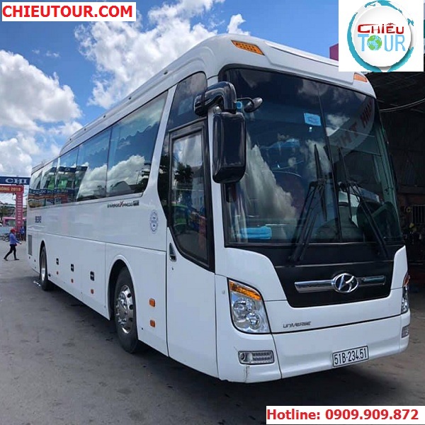 Cho thuê xe du lịch tại quận 3 giá rẻ