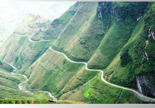 Đèo Mã Pí Lèng huyền thoại