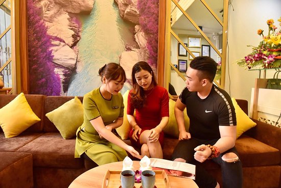 Dịch vụ Khách sạn - Nhà hàng