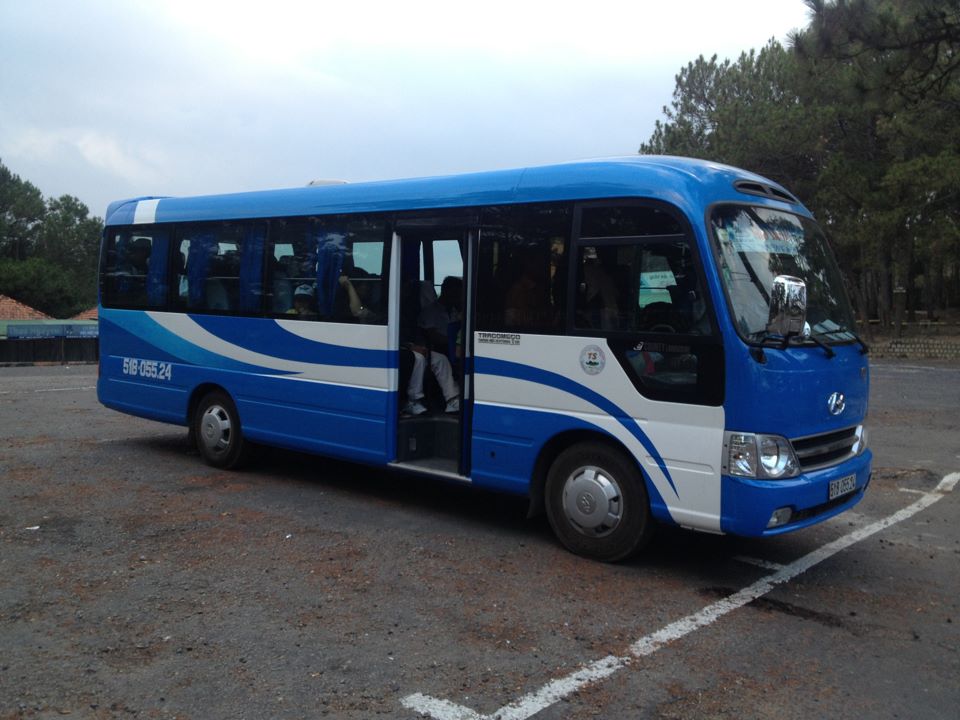 Thuê xe du lịch giá rẻ tại TP HCM